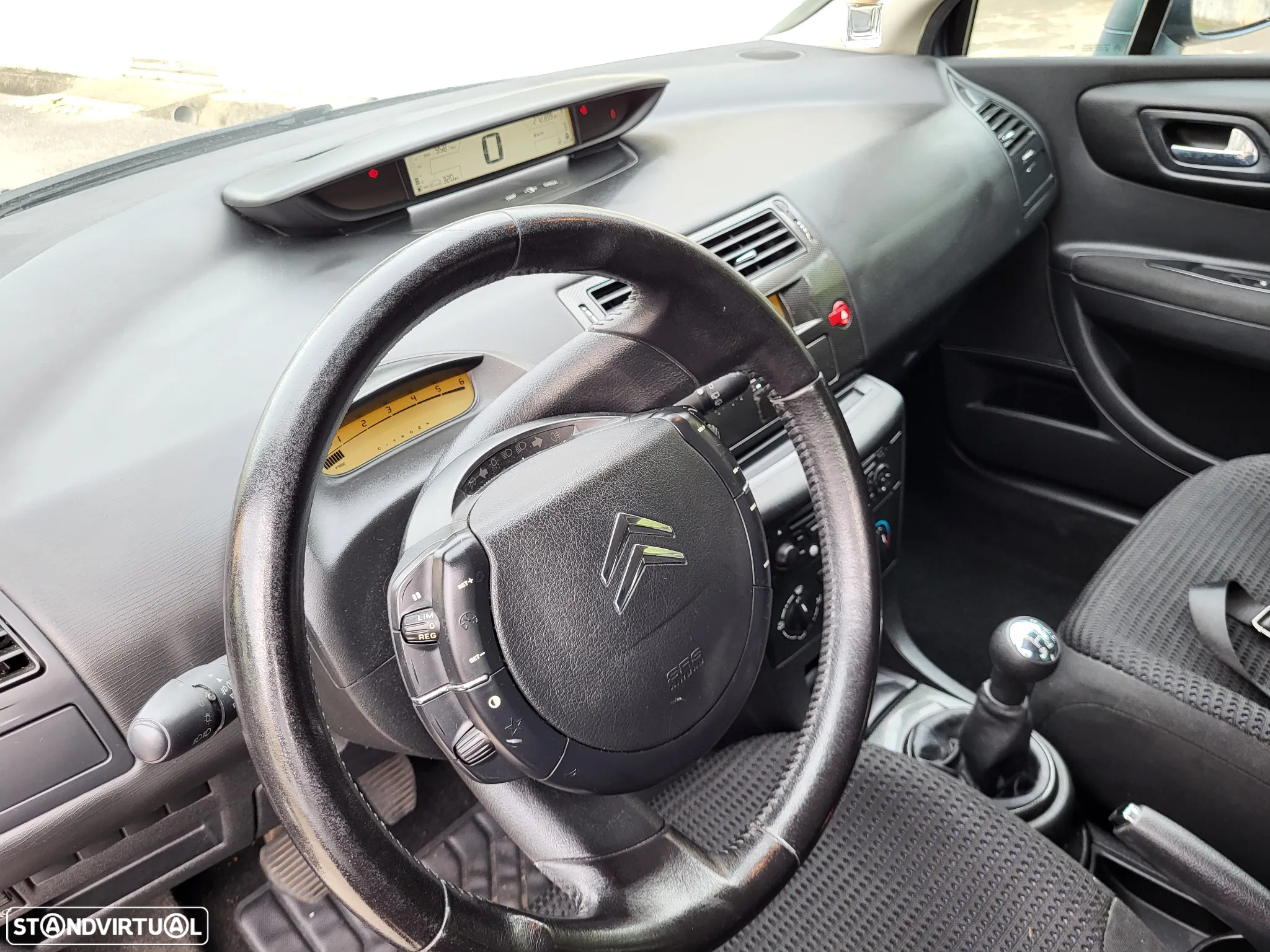 Citroën C4 1.6 HDi VTR Pack - 18