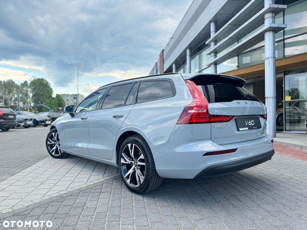 Volvo V60 B4 D Core - 2