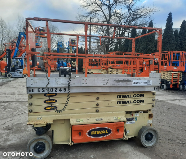 JLG 3246ES