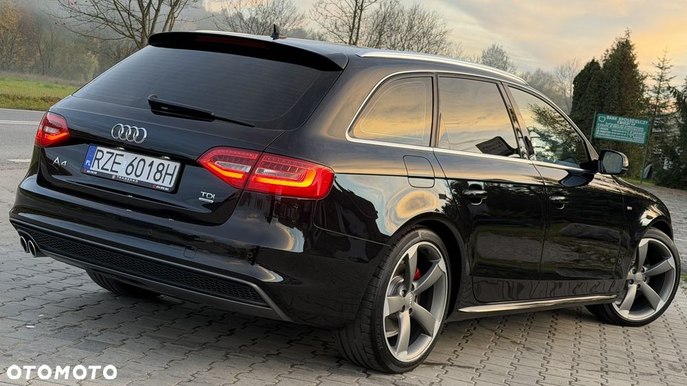 Audi A4 Avant 2.0 TDI DPF quattro S tronic S line Sportpaket - 26