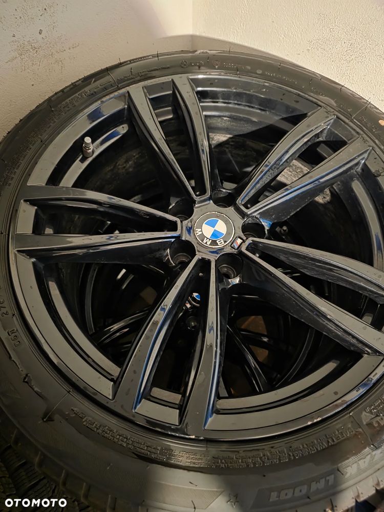 BMW Seria 7 740d xDrive - 28