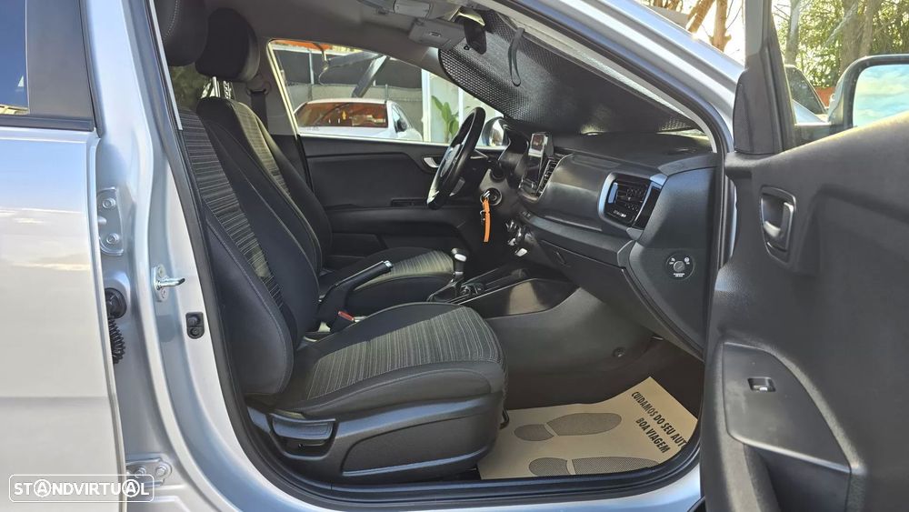 Kia Stonic 1.0 T-GDI Drive 7DCT - 21