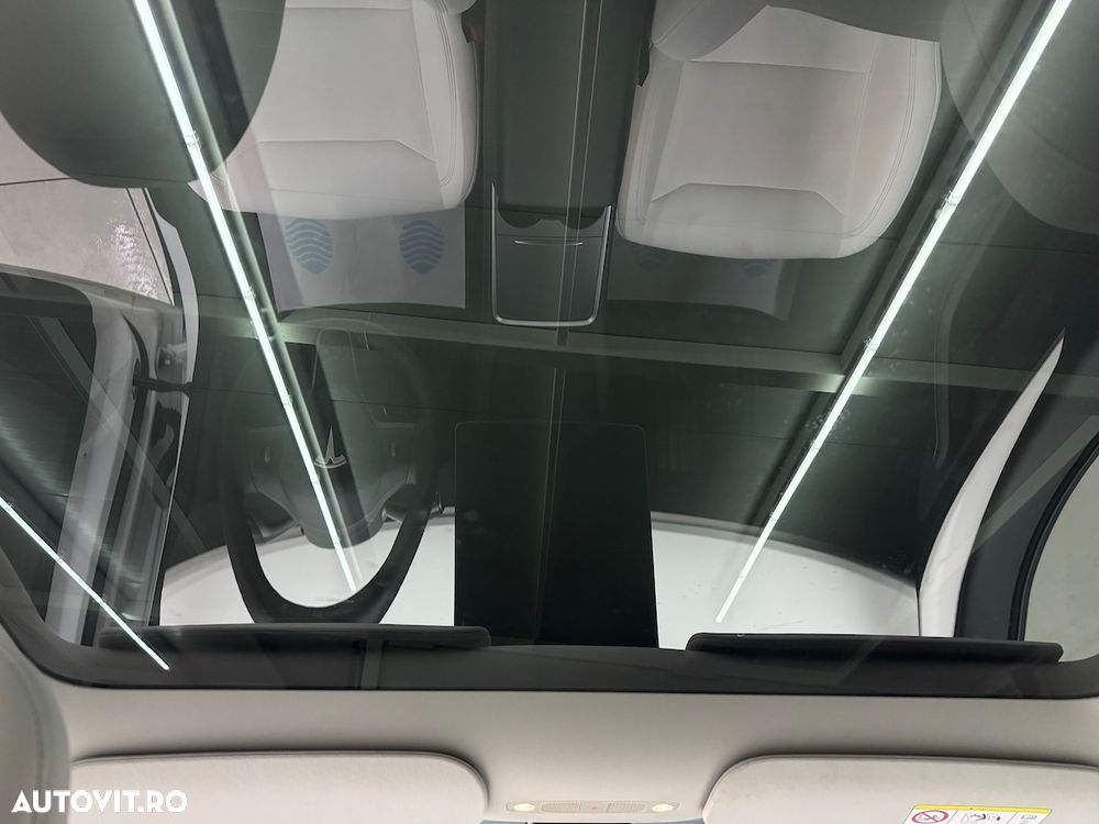 TESLA Model Y 2023 — imagine 62