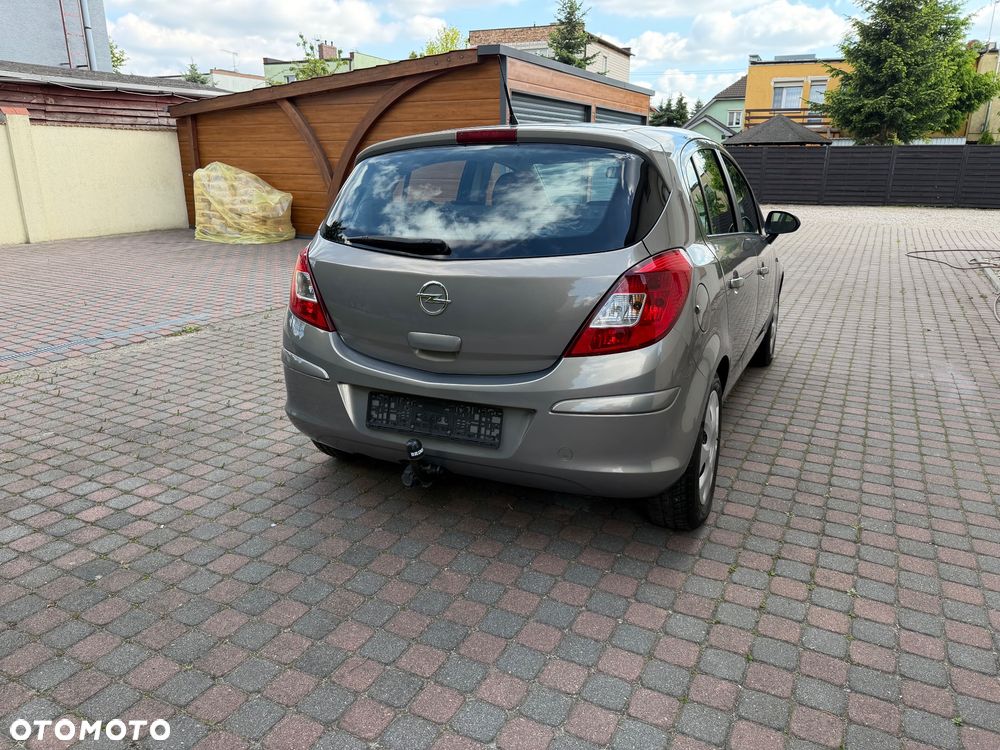 Opel Corsa 1.2 16V Enjoy - 4