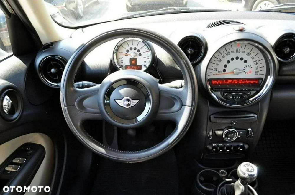MINI Countryman One - 17