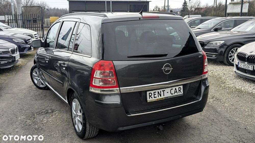 Opel Zafira - 8