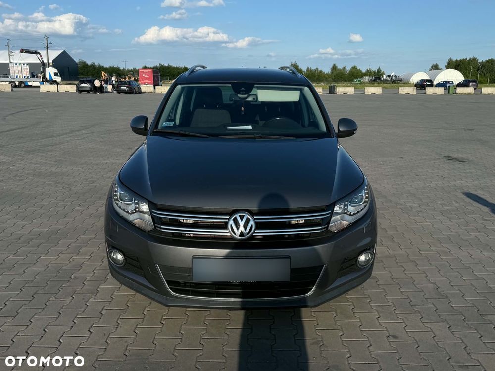 Volkswagen Tiguan - 2