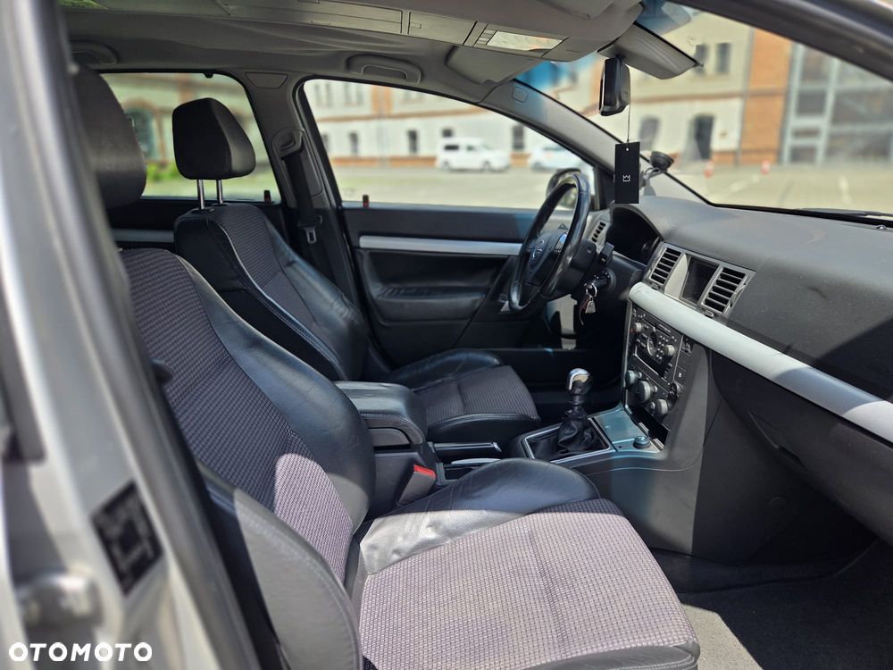 Opel Signum 1.9 CDTI Sport - 9