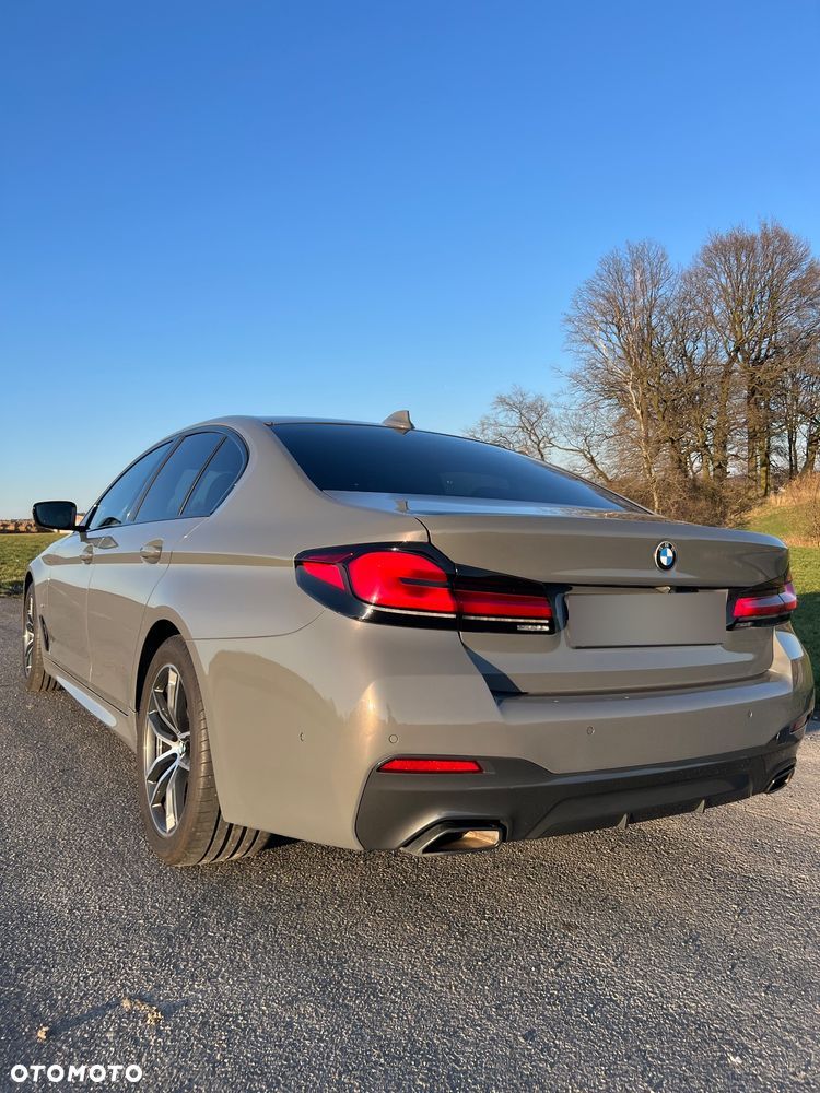 BMW Seria 5 520d xDrive M Sport sport - 8