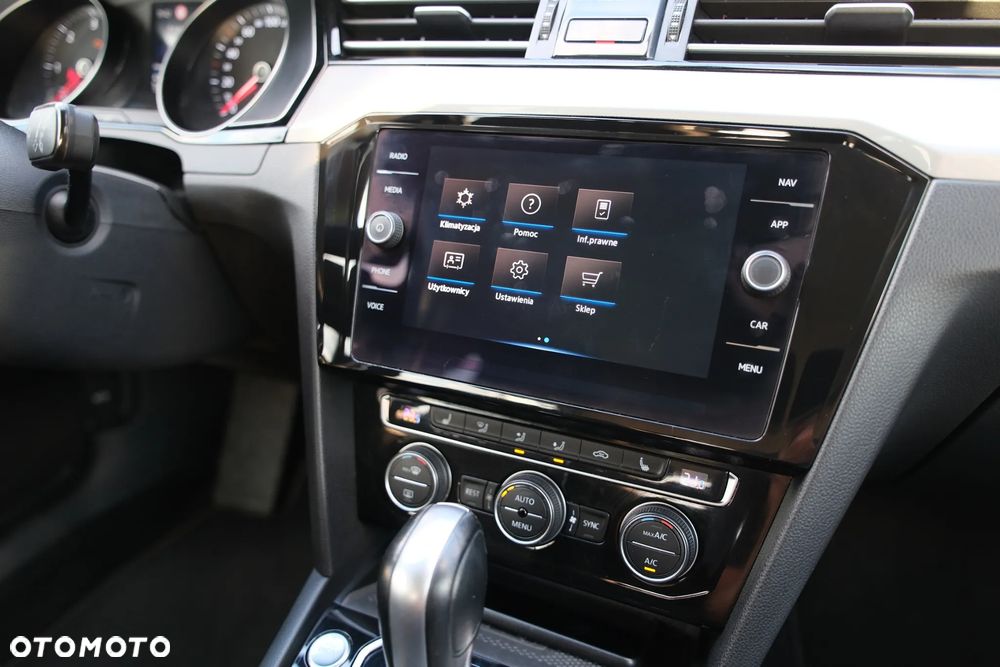 Volkswagen Passat 2.0 TDI Business DSG - 21