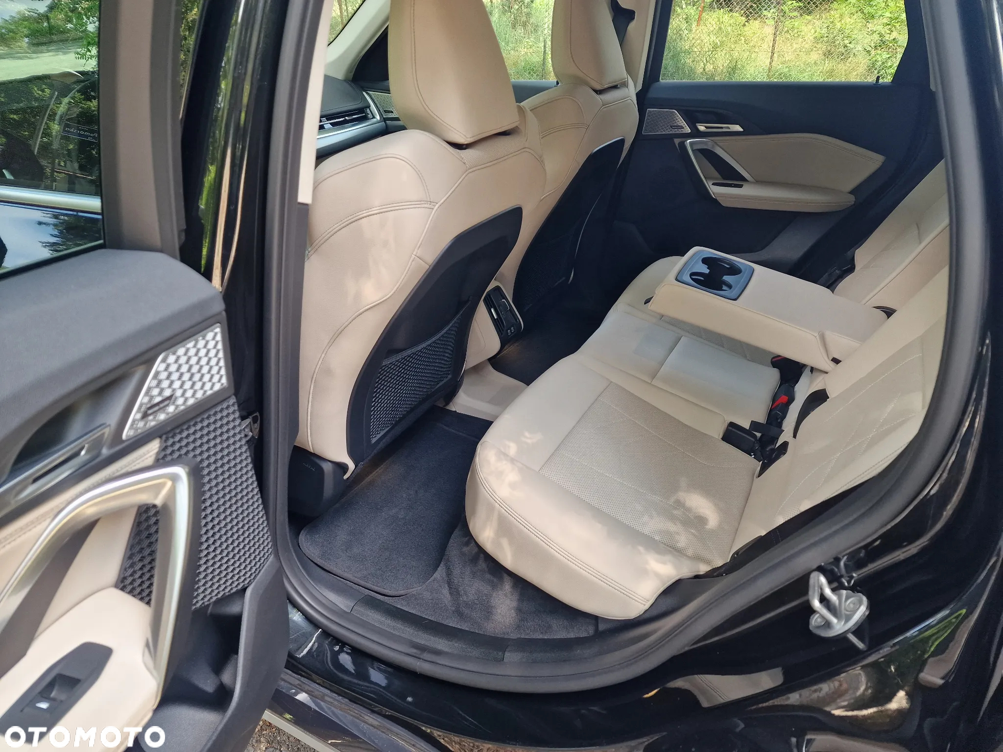 BMW iX1 xDrive30 sport - 17