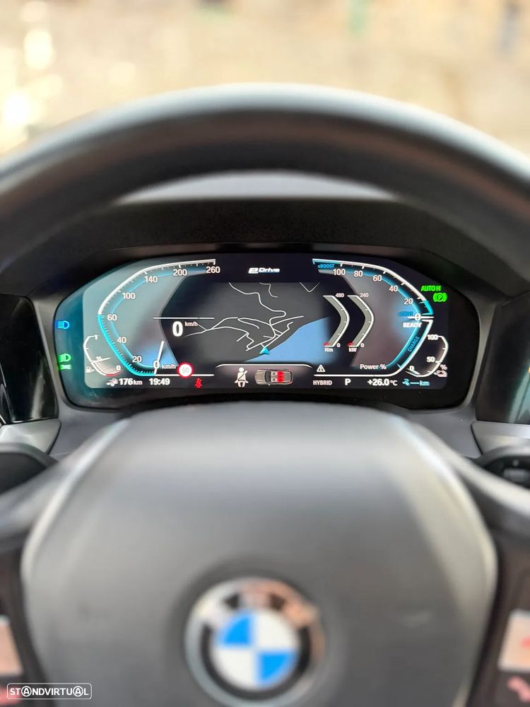 BMW 320 e Auto — fotografia 12
