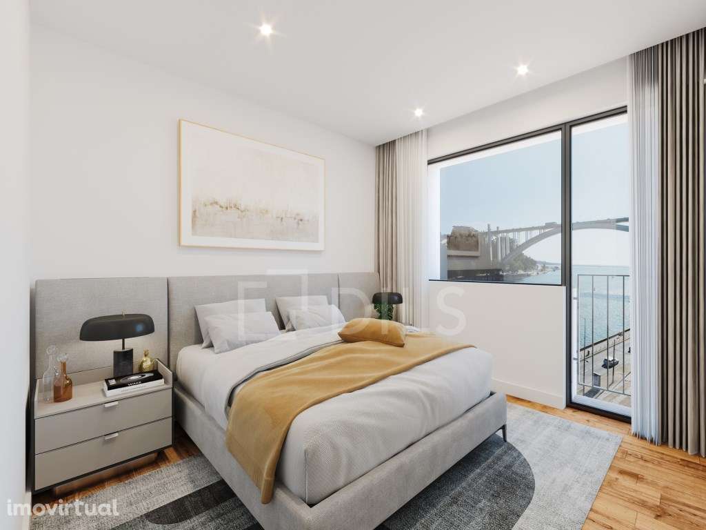 Apartamento T3 com varanda e garagem junto ao Rio Douro - Grande imagem: 2/64