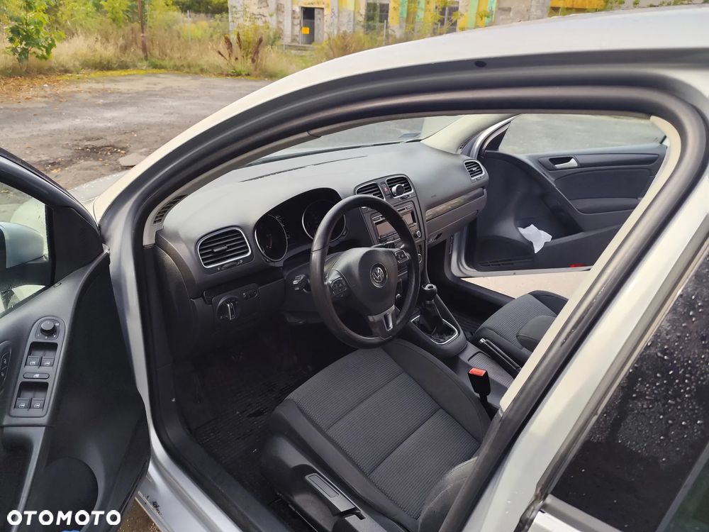 Volkswagen Golf 1.6 TDI BlueMotion Technology Comfortline - 8