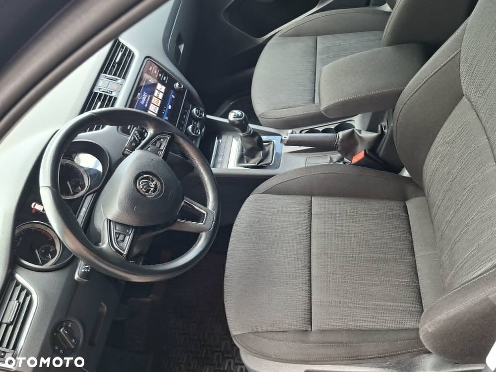 Skoda Octavia 1.5 TSI ACT Sport Edition - 10