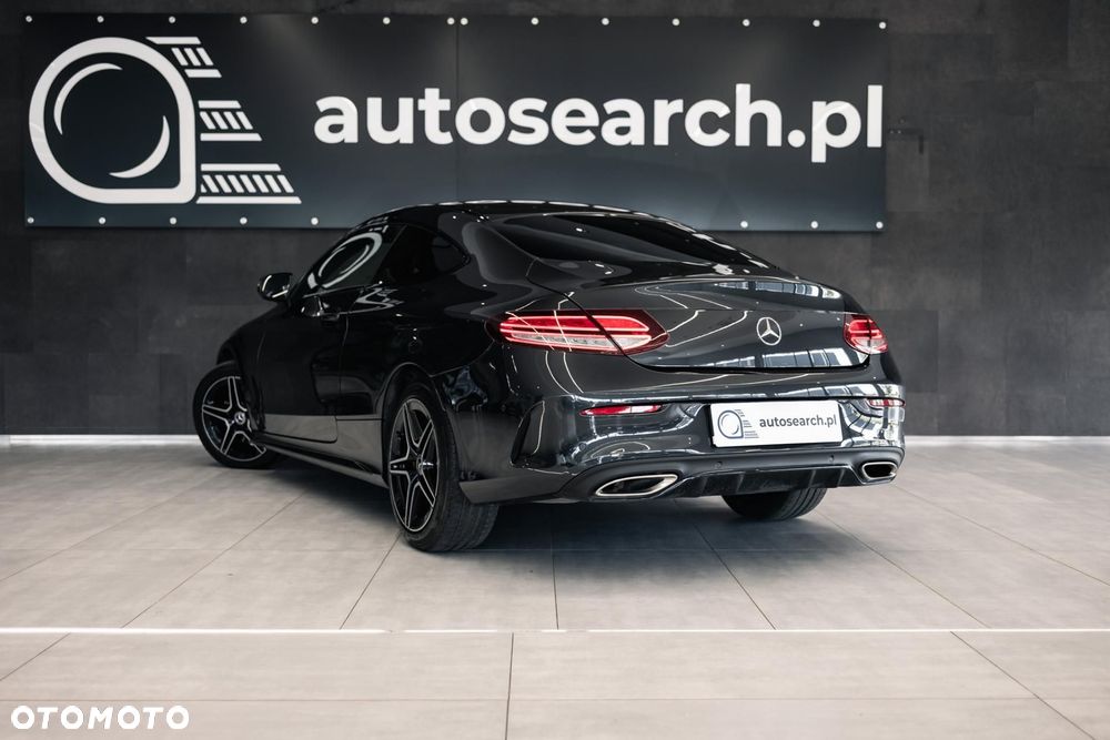 Mercedes-Benz Klasa C 300 9G-TRONIC - 7