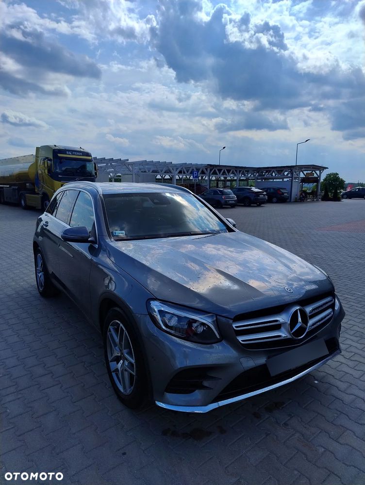 Mercedes-Benz GLC - 2