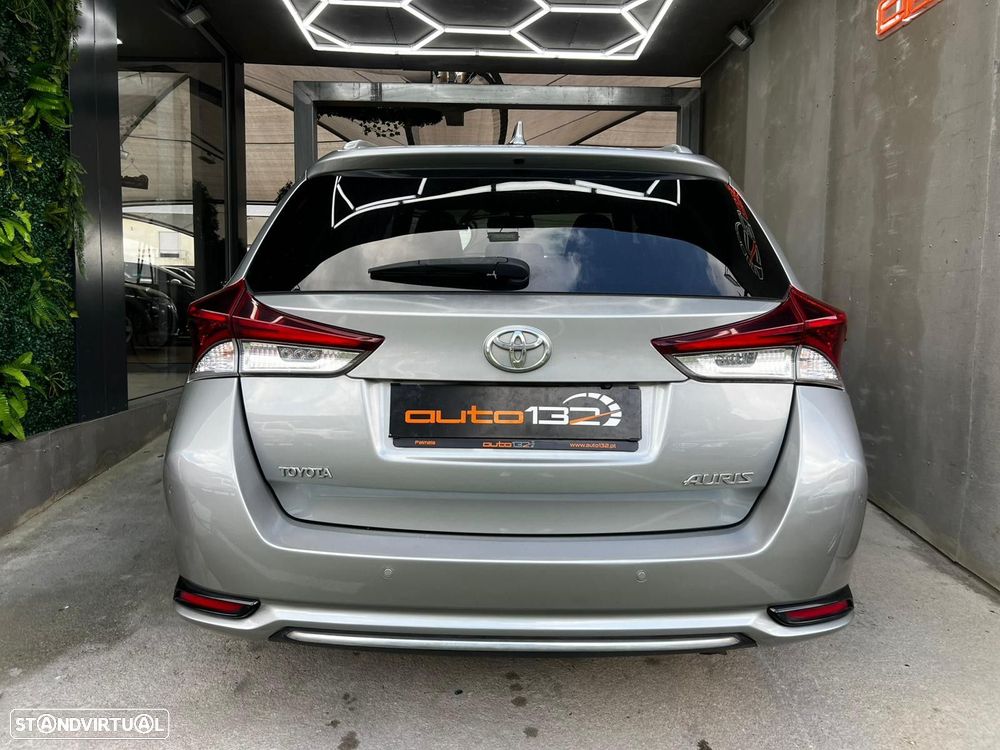 Toyota Auris Touring Sports 1.6 D-4D Exclusive+Navi - 5