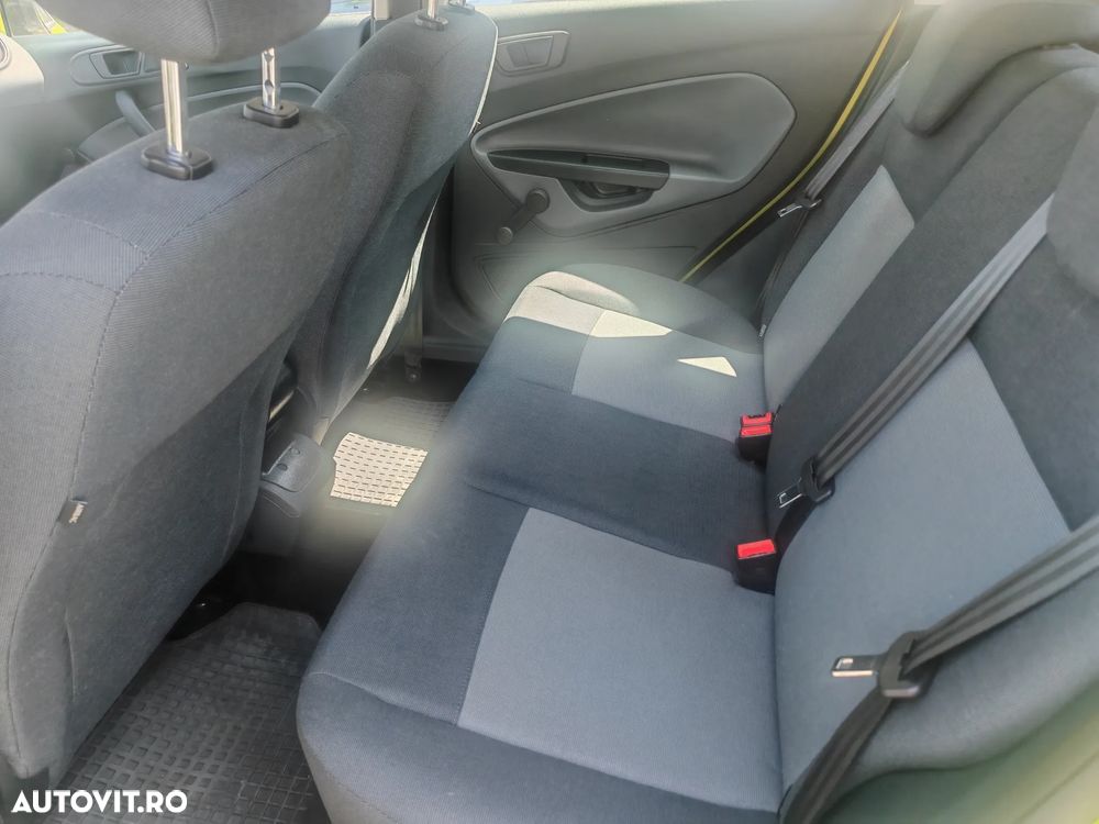 Ford Fiesta 1.25 Ambiente - 3