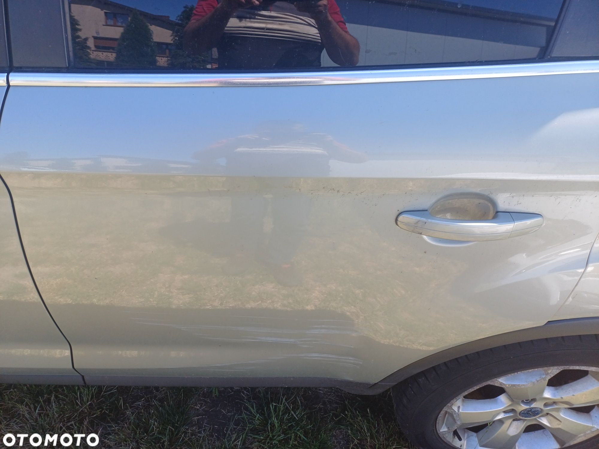 Drzwi lewy przód i tył do Forda Kuga MK 1 kolor P8 - 6