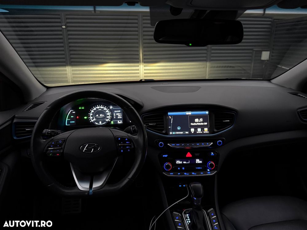 Hyundai IONIQ Hybrid 1.6 GDI Premium - 11
