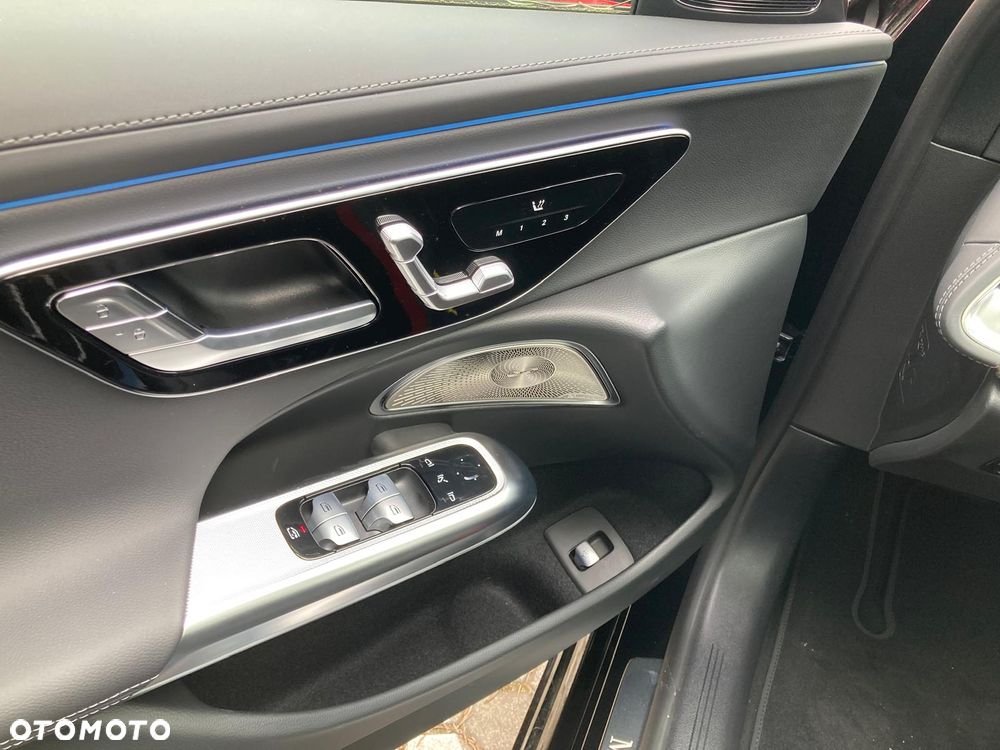 Mercedes-Benz Klasa E 220 d mHEV 4-Matic Exclusive 9G-Tronic - 8