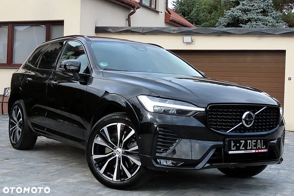 Volvo XC 60 B5 B AWD Ultimate Black Edition - 4
