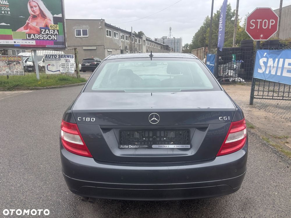 Mercedes-Benz Klasa C 180 CGI Automatik BlueEFFICIENCY - 10