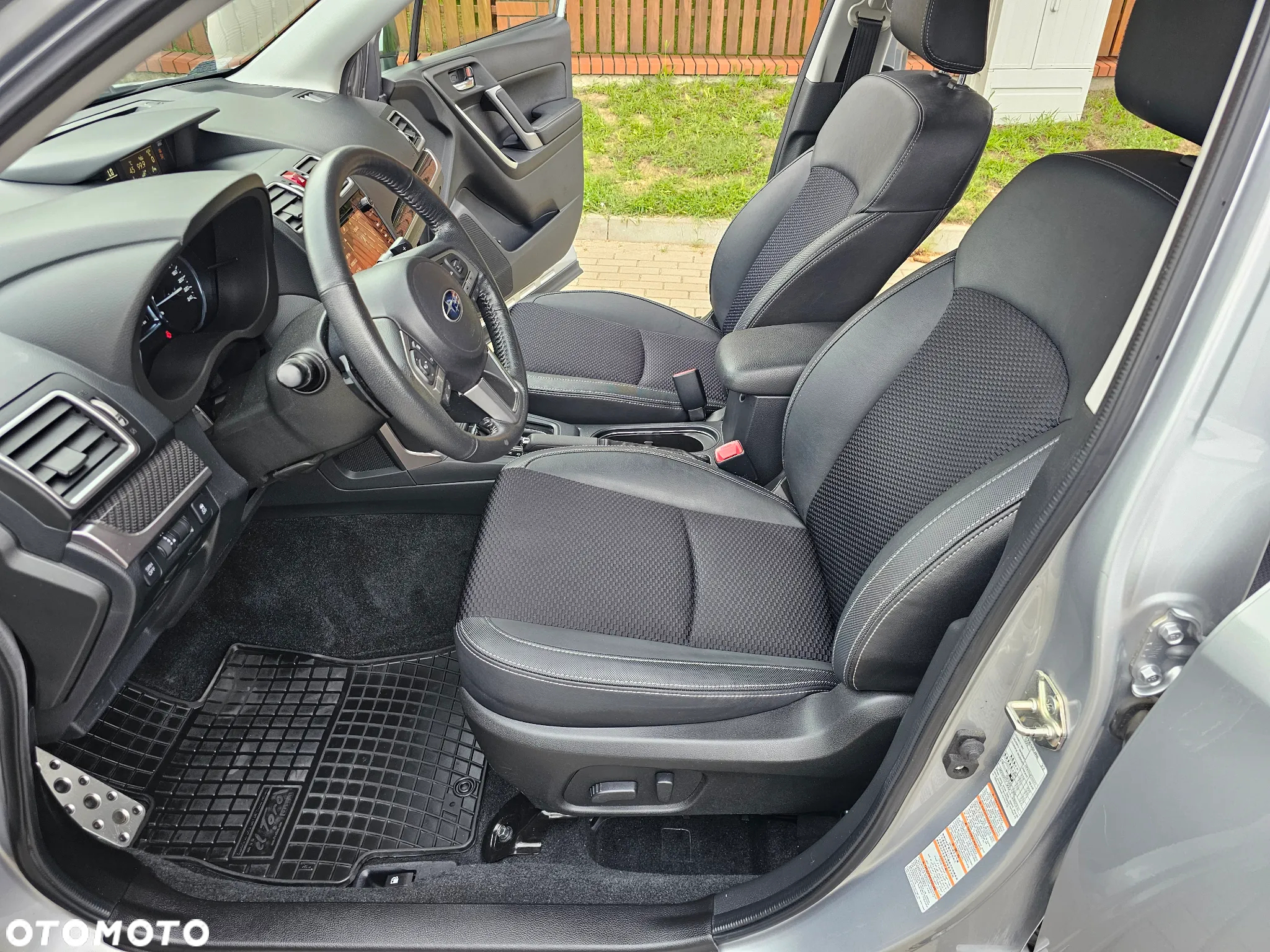 Subaru Forester 2.0 i Exclusive Lineartronic - 9