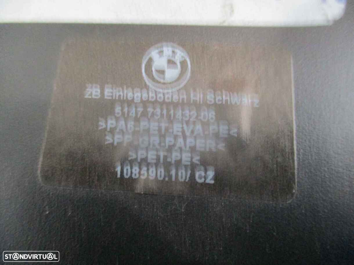 Tampo Cortina Da Mala 51477311432 BMW F31 2014 320D 163CV 5P CINZA - 3