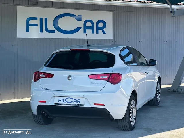 Alfa Romeo Giulietta 1.4 T-Jet Sport - 9