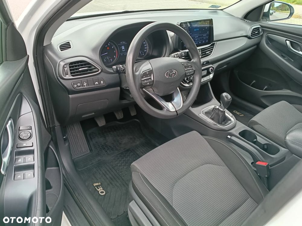Hyundai i30 1.4 Classic + - 7