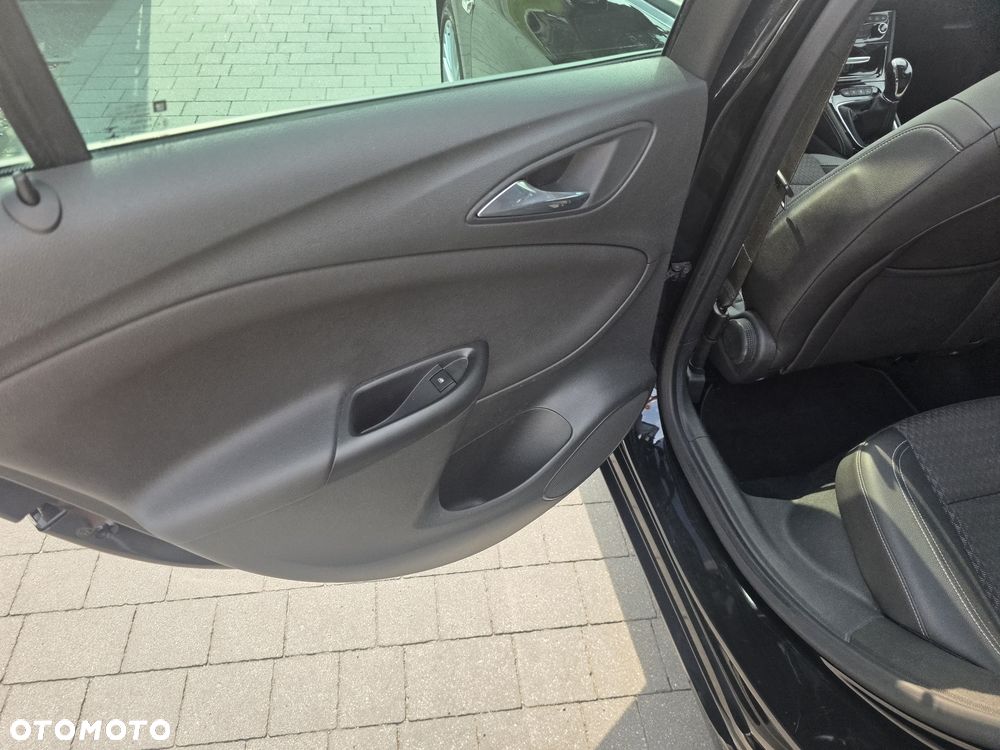 Opel Astra 1.4 Turbo Start/Stop Innovation - 12