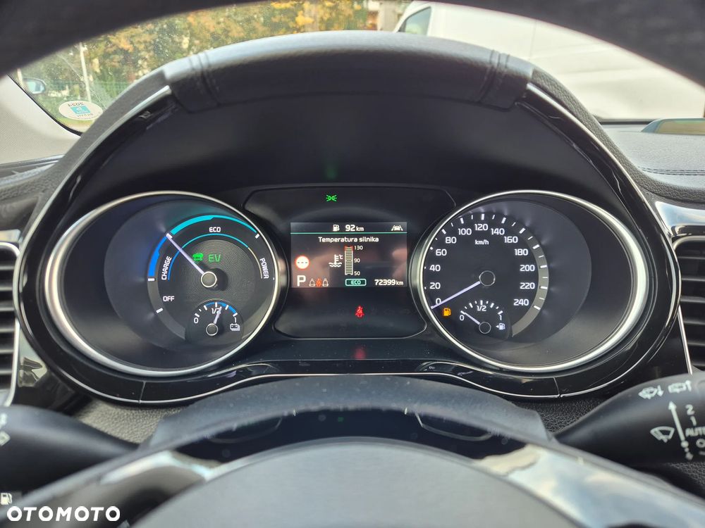 Kia Ceed - 12
