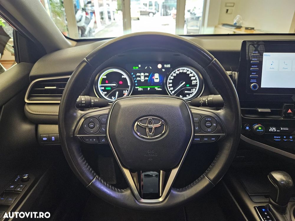 Toyota Camry 2.5 Business - 14