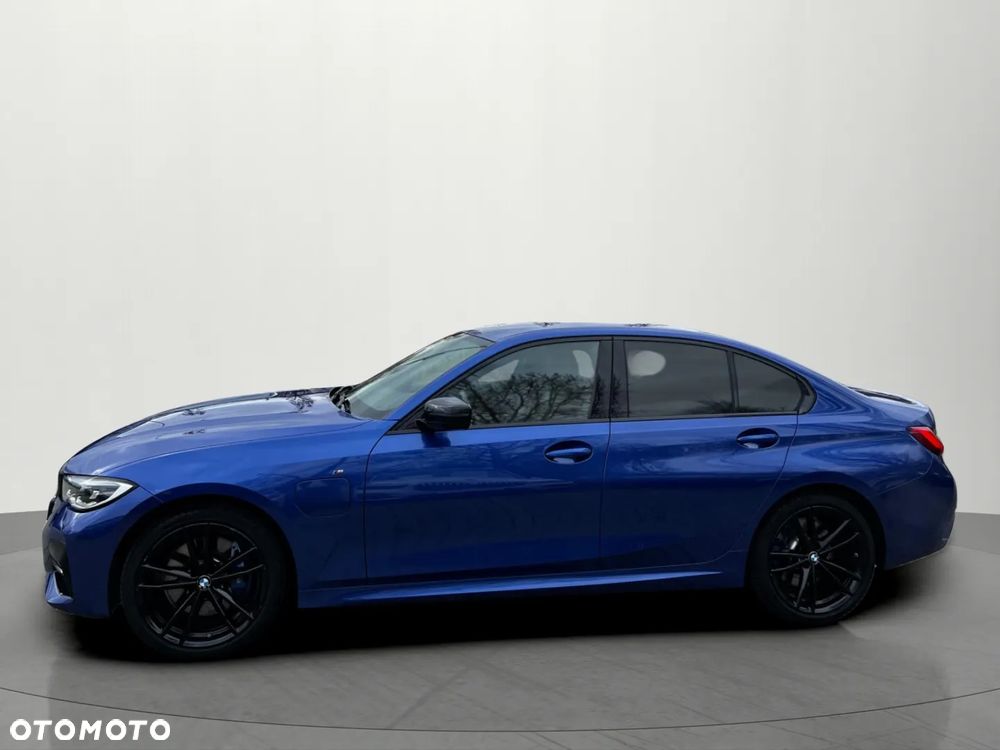 BMW Seria 3 330e M Sport - 3
