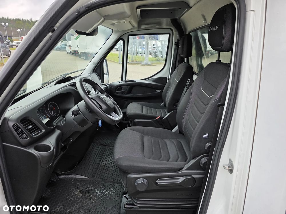 Iveco 35S18 Międzynarodówka Podnoszony Dach  Silnik 3L 180K 10EP - 6