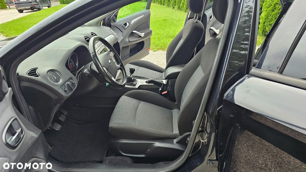 Ford Mondeo 2.0 TDCi Ambiente - 7