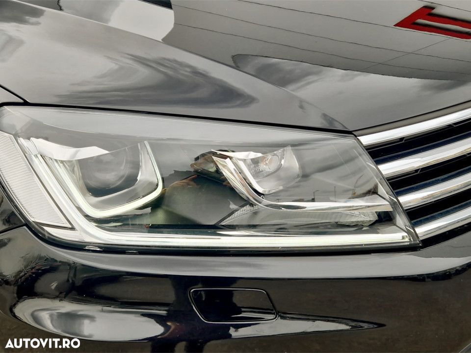 Volkswagen Touareg V6 TDI BMT Supreme Plus - 9