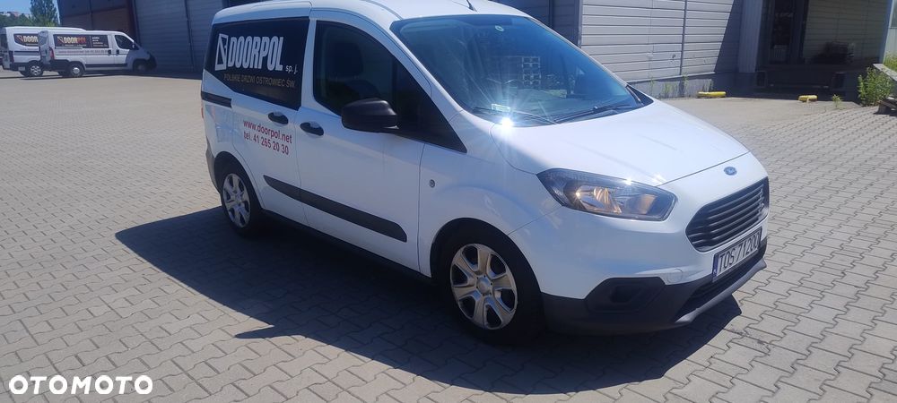 Ford Transit Courier 35, furgon - 4