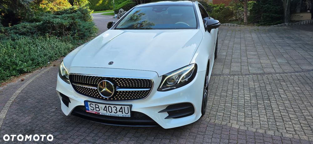Mercedes-Benz Klasa E 400 4-Matic 9G-TRONIC - 4
