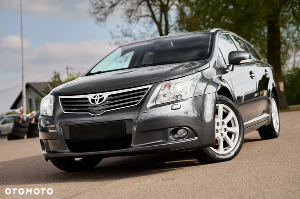 Toyota Avensis Combi 2.0 D-4D Executive