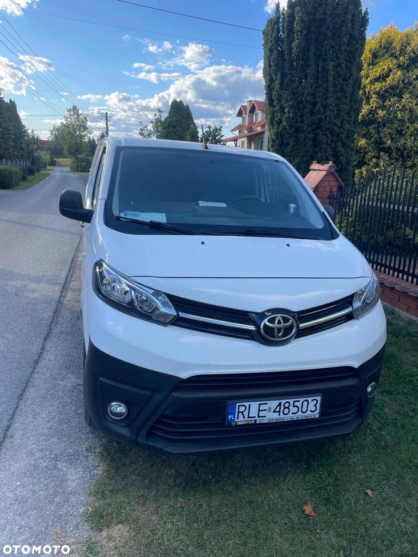 Toyota Proace - 1