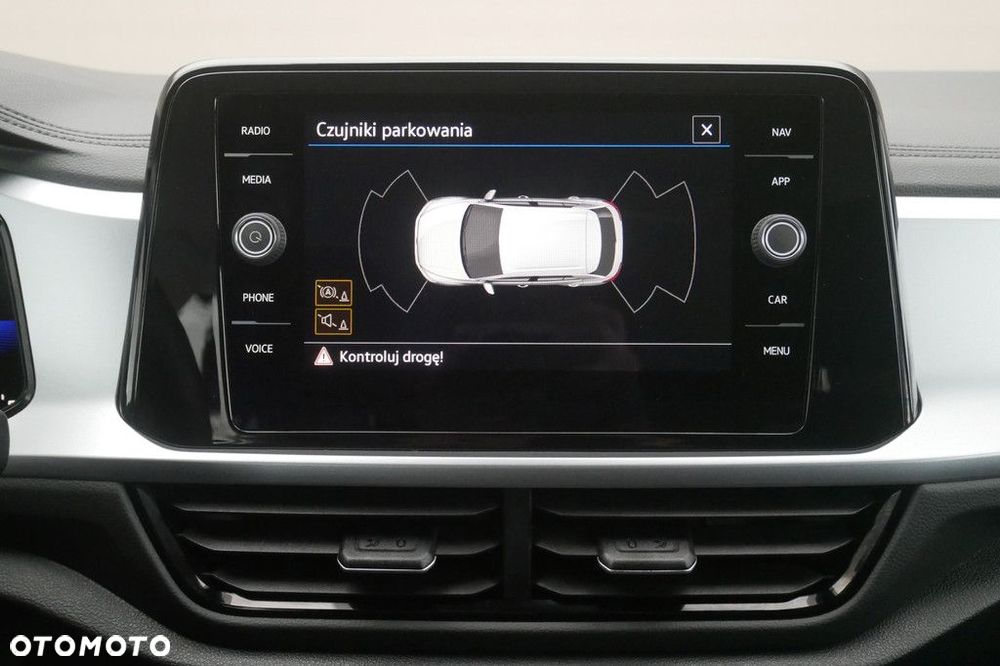 Volkswagen T-Roc 1.5 TSI Life DSG - 18