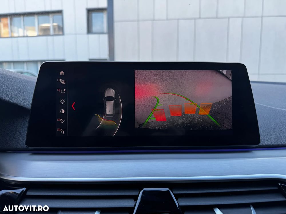 BMW Seria 5 M550d xDrive Aut. - 19