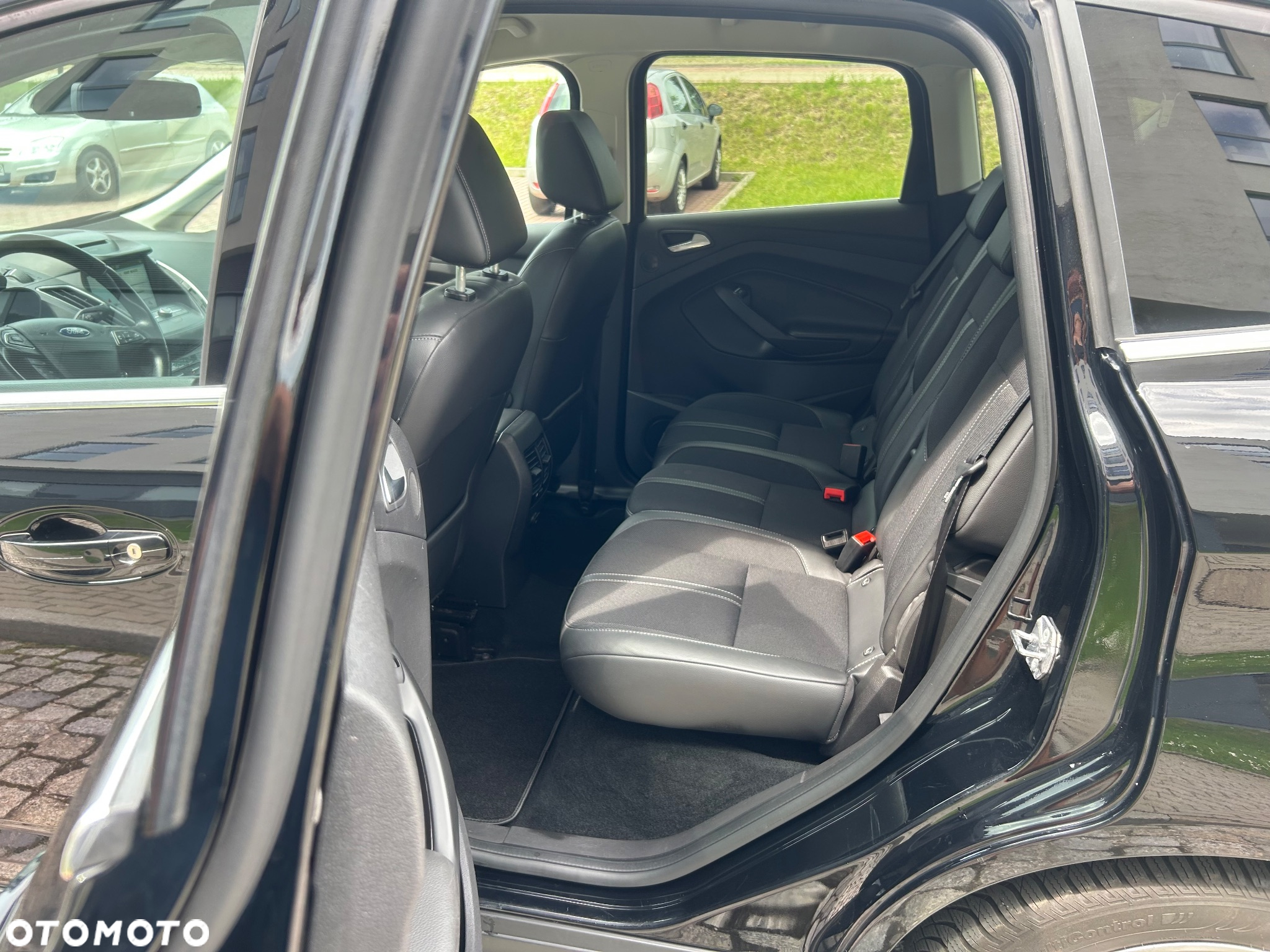 Ford C-MAX 1.5 EcoBoost Start-Stop-System Titanium - 23