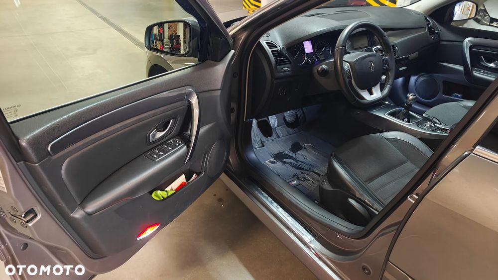 Renault Laguna 2.0 DCi Dynamique - 10