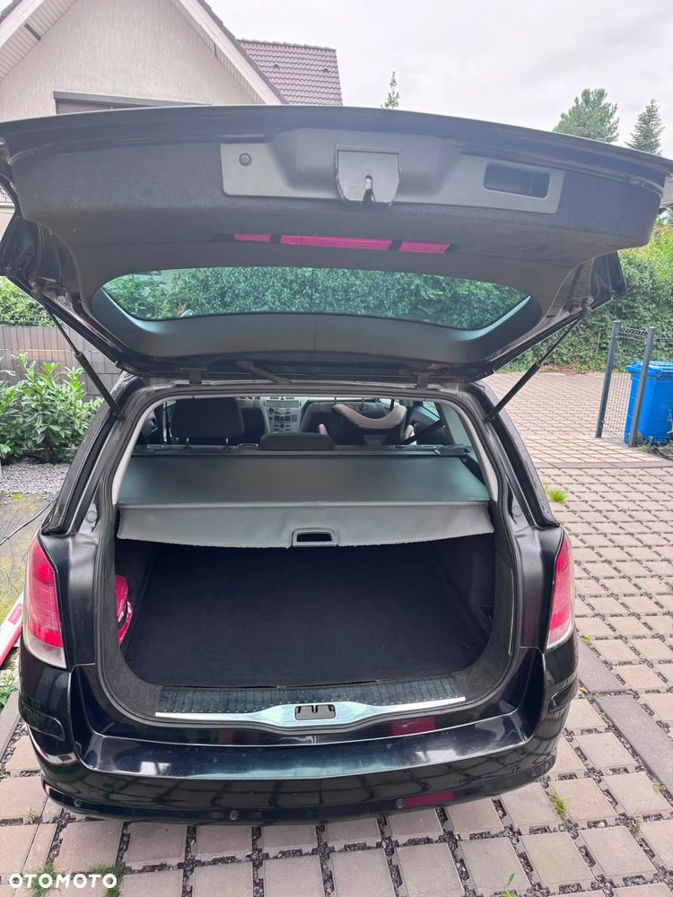 Opel Astra 1.9 CDTI Cosmo - 7