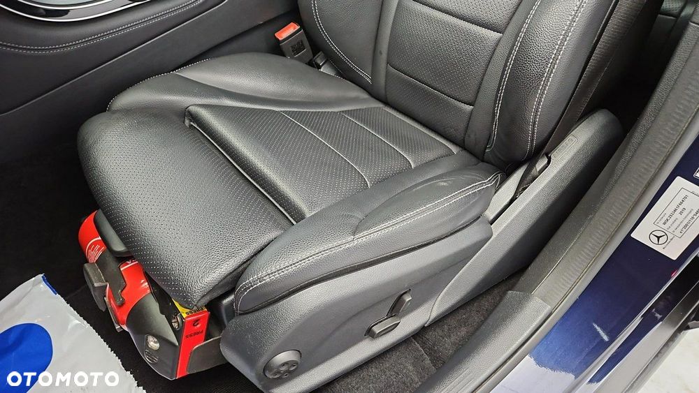 Mercedes-Benz GLC - 12