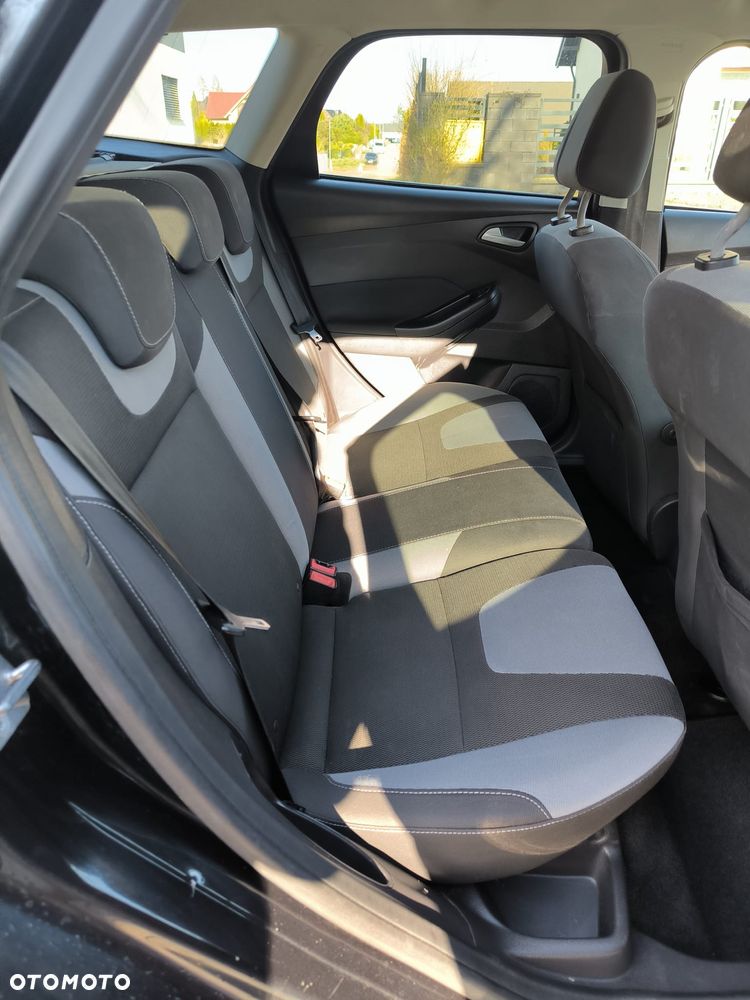 Ford Focus 1.6 TDCi DPF Start-Stopp-System Champions Edition - 4